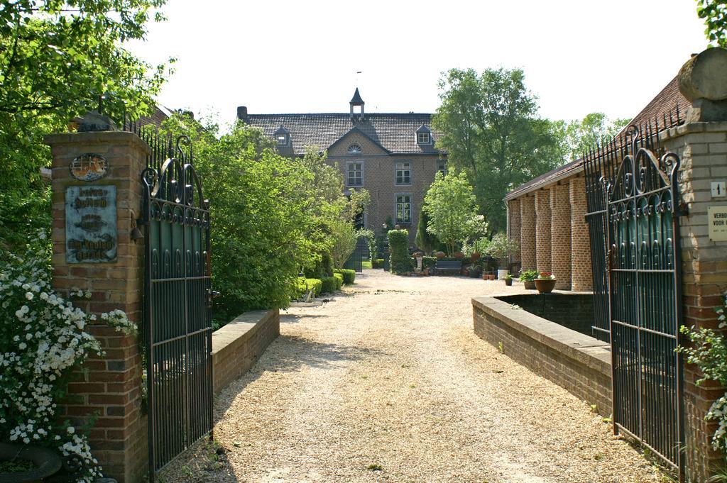 Chateau Holtum Born Ngoại thất bức ảnh